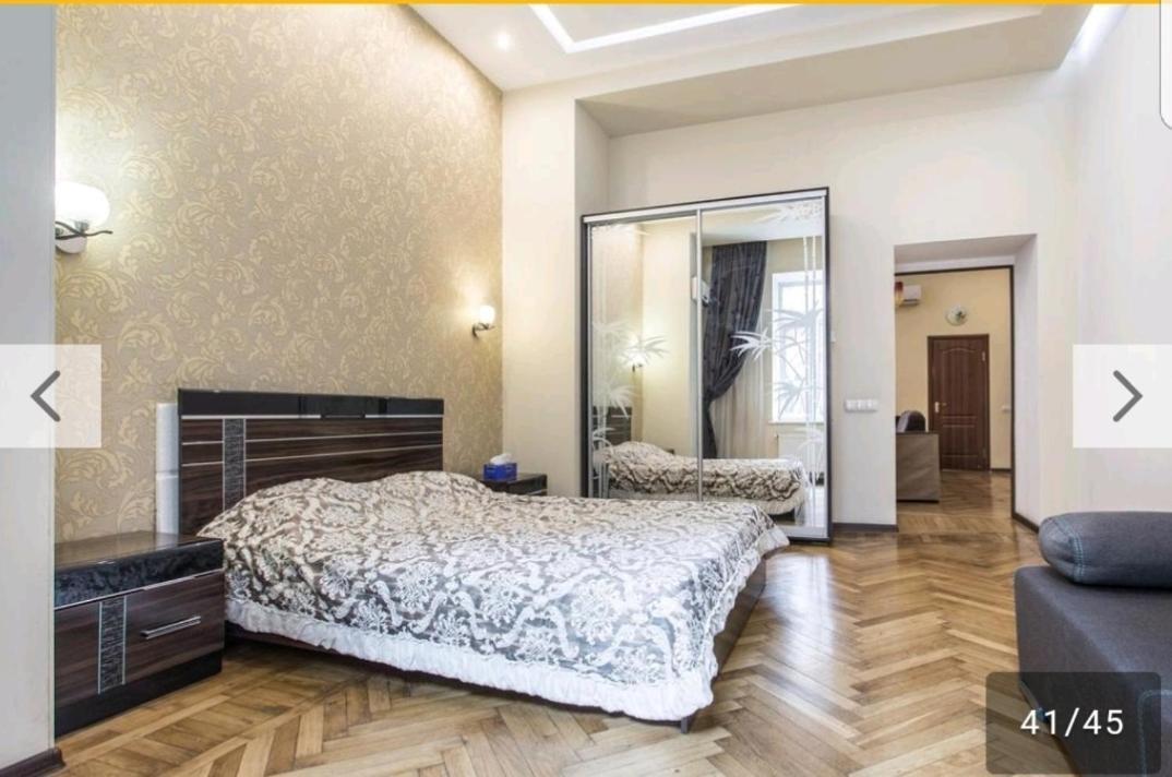 Apartmens Near Opera House Apartamento Odesa Exterior foto