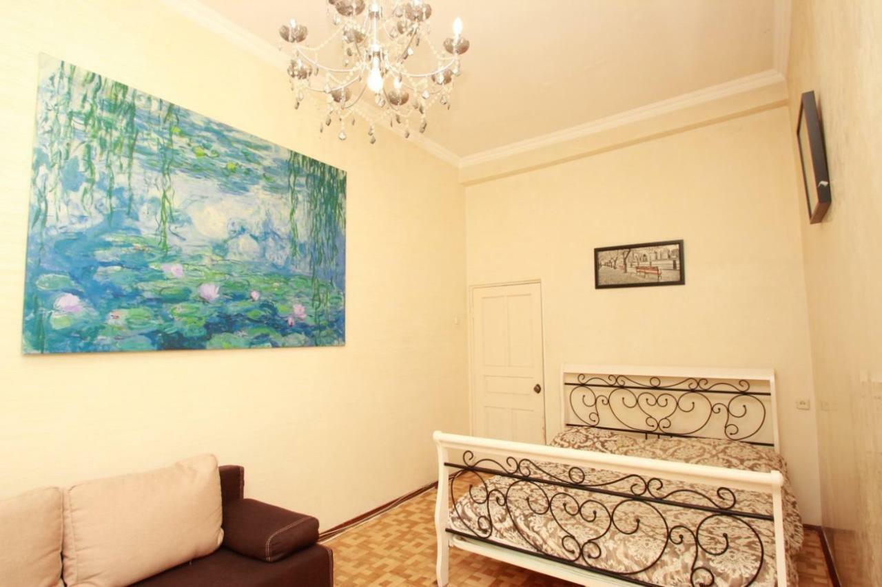 Apartmens Near Opera House Apartamento Odesa Habitación foto